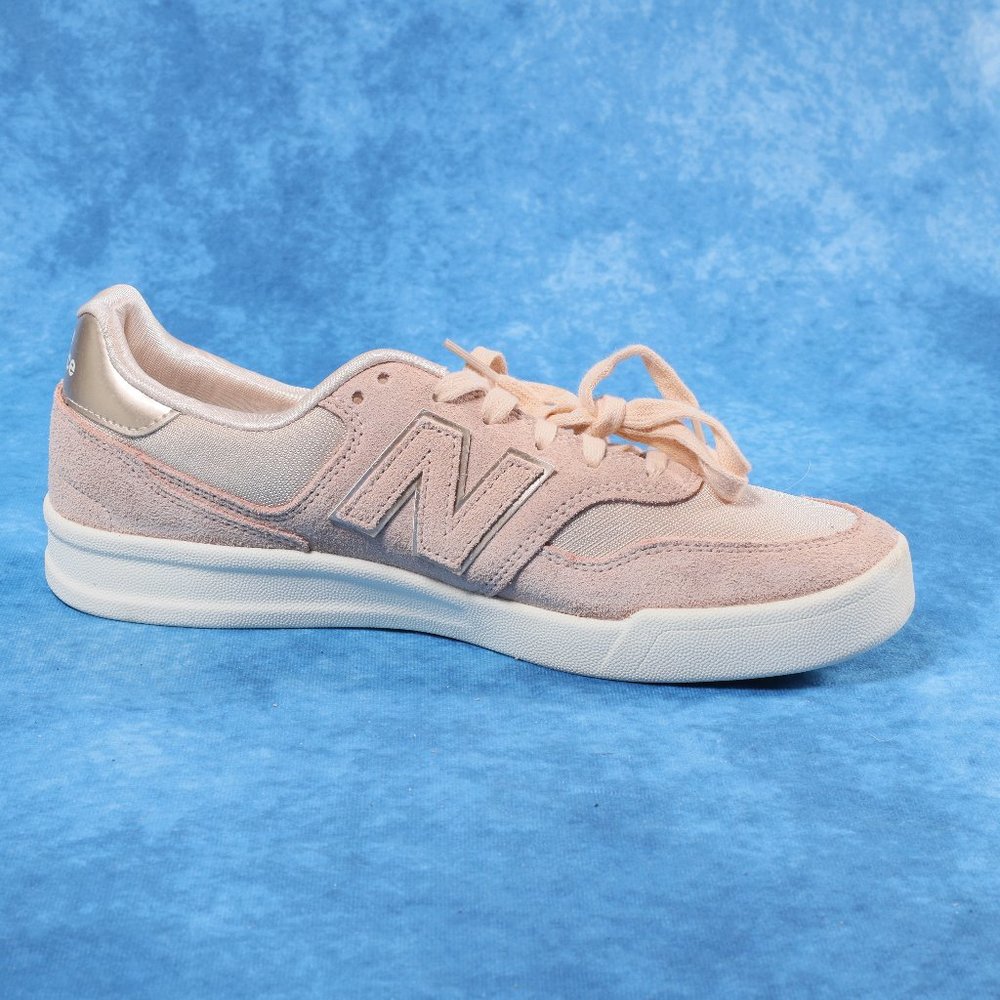 NEW New Balance PEACH  WRT300C2 Fabric Low Top Lace Ups - 10